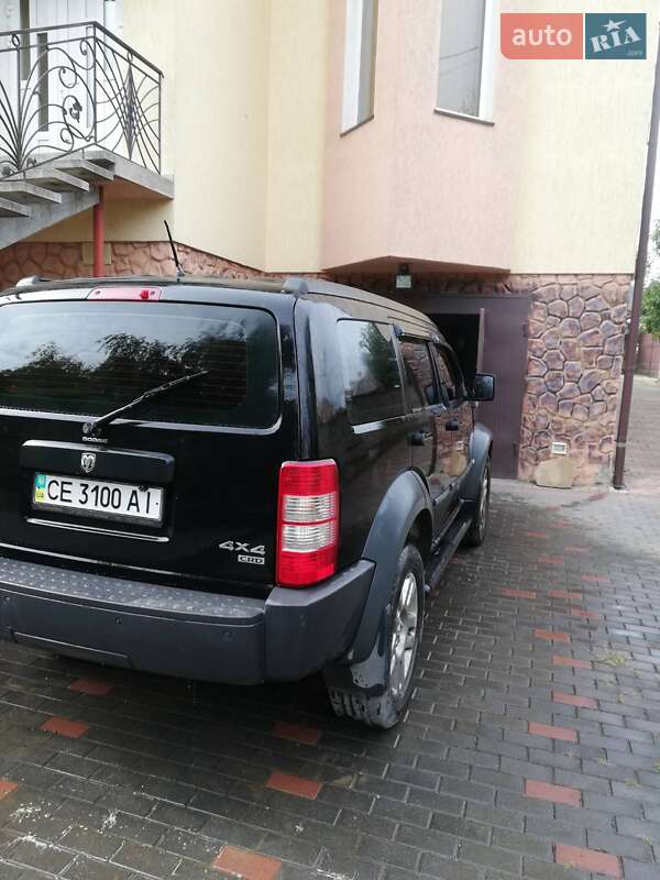 Внедорожник / Кроссовер Dodge Nitro 2007 в Черновцах