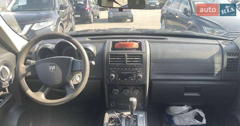 Внедорожник / Кроссовер Dodge Nitro 2007 в Киеве