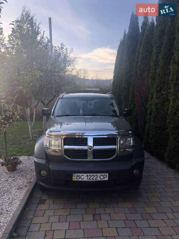 Внедорожник / Кроссовер Dodge Nitro 2007 в Львове