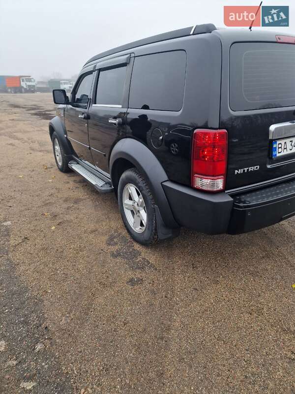 Позашляховик / Кросовер Dodge Nitro 2007 в Кропивницькому