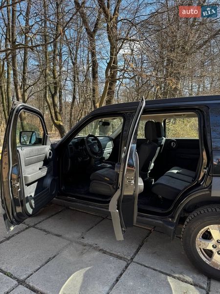 Внедорожник / Кроссовер Dodge Nitro 2008 в Львове