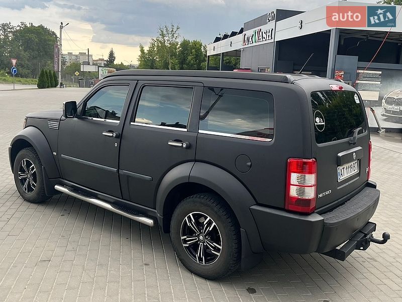 Позашляховик / Кросовер Dodge Nitro 2007 в Кам'янець-Подільському фото 5 Позашляховик / Кросовер Dodge Nitro 2007 в Кам'янець-Подільському