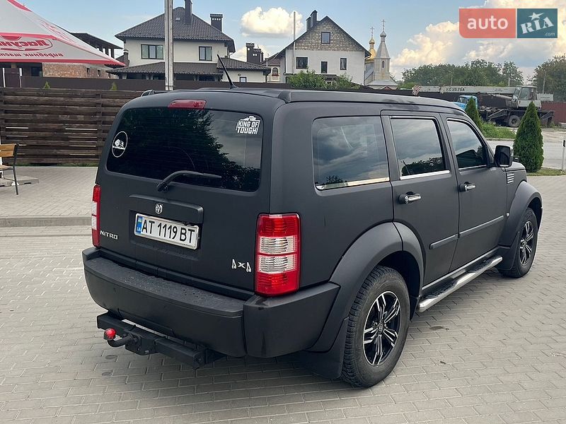 Позашляховик / Кросовер Dodge Nitro 2007 в Кам'янець-Подільському фото 7 Позашляховик / Кросовер Dodge Nitro 2007 в Кам'янець-Подільському