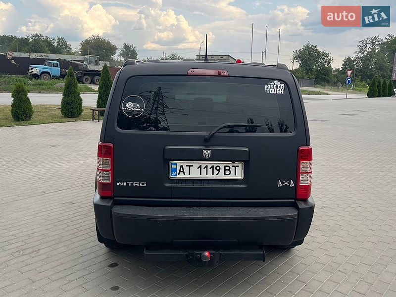 Позашляховик / Кросовер Dodge Nitro 2007 в Кам'янець-Подільському фото 8 Позашляховик / Кросовер Dodge Nitro 2007 в Кам'янець-Подільському