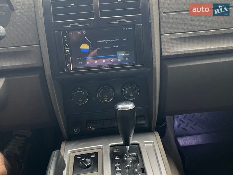 Позашляховик / Кросовер Dodge Nitro 2007 в Кам'янець-Подільському фото 16 Позашляховик / Кросовер Dodge Nitro 2007 в Кам'янець-Подільському