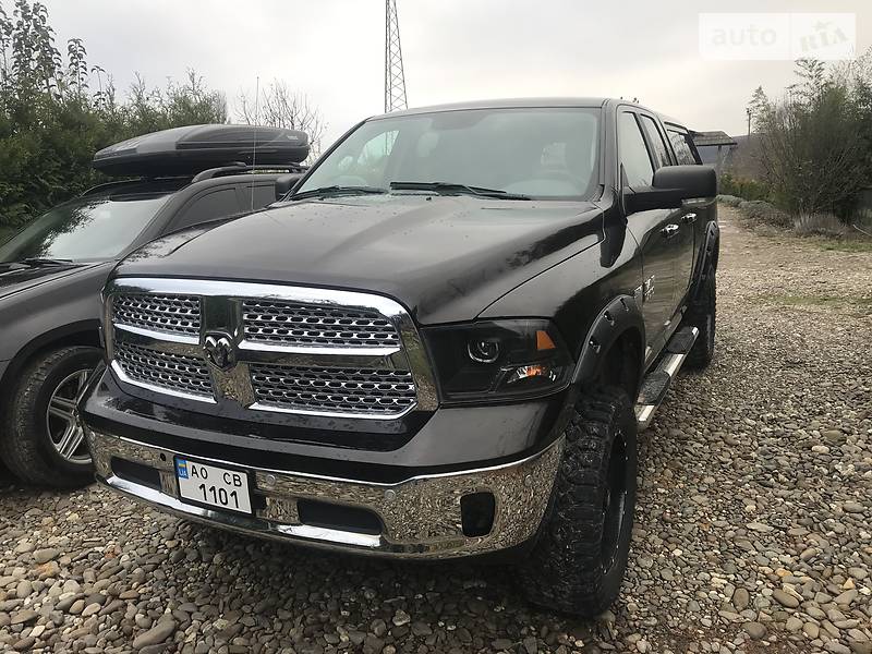 Пікап Dodge RAM 1500 2016 в Ужгороді