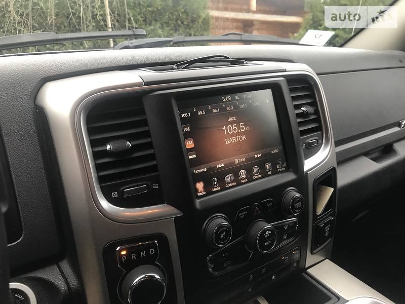 Пікап Dodge RAM 1500 2016 в Ужгороді