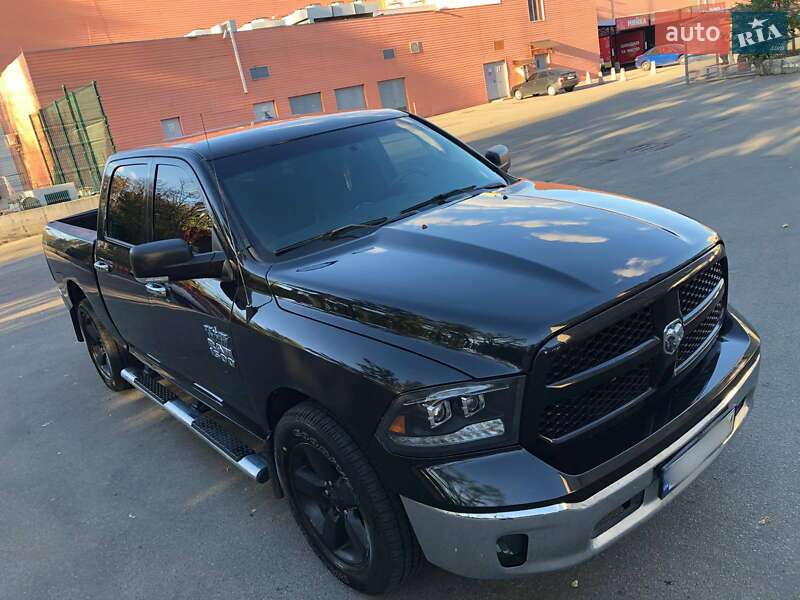 Пикап Dodge RAM 1500 2016 в Николаеве