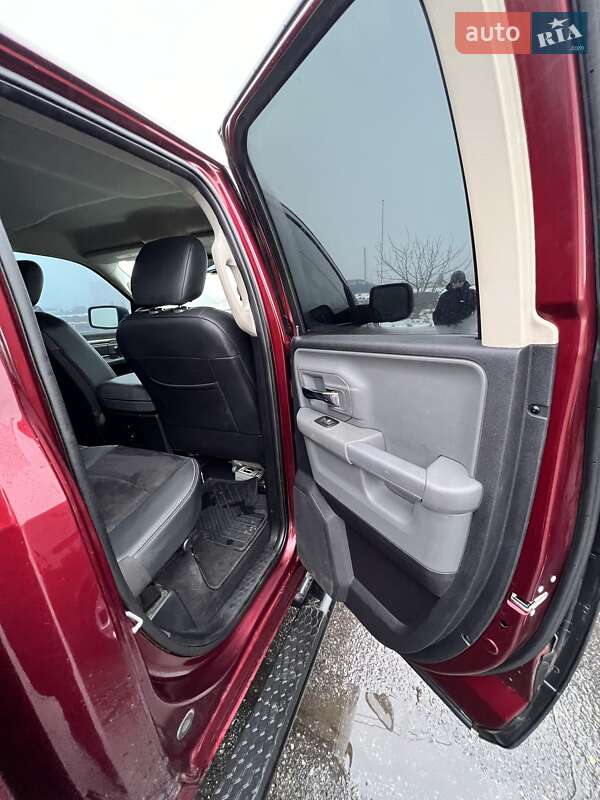 Пикап Dodge RAM 1500 2016 в Полтаве