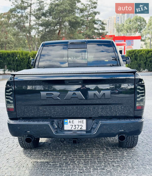 Пикап Dodge RAM 1500 2016 в Днепре