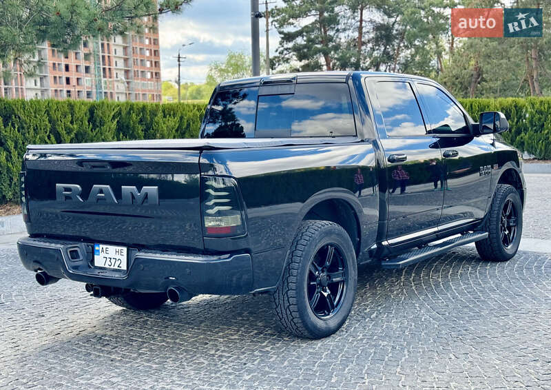 Пикап Dodge RAM 1500 2016 в Днепре