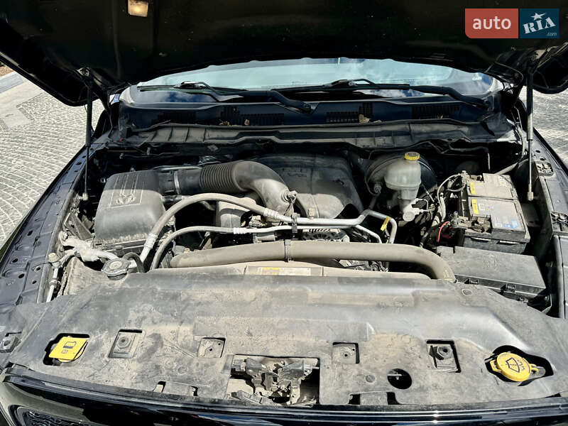 Пикап Dodge RAM 1500 2016 в Днепре