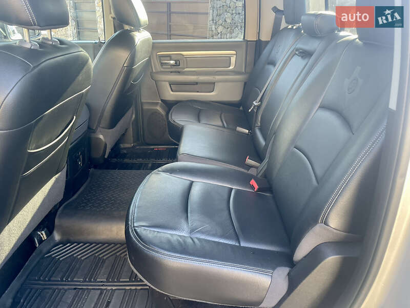 Пікап Dodge RAM 1500 2016 в Калинівці