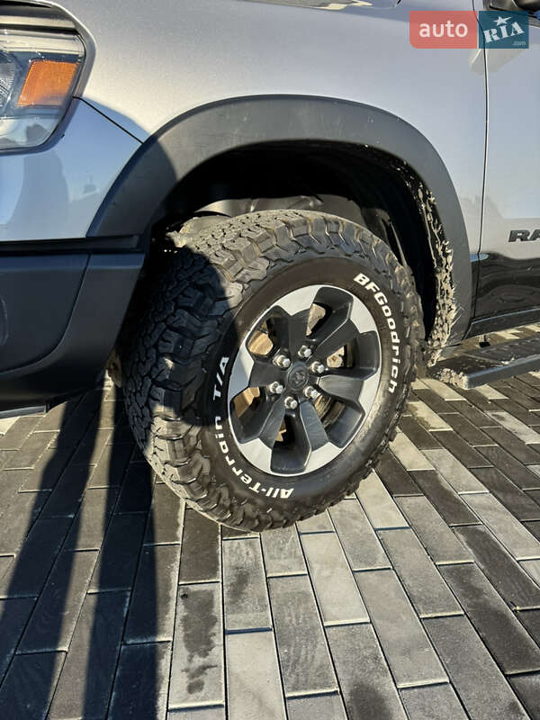 Пікап Dodge RAM 1500 2019 в Ужгороді