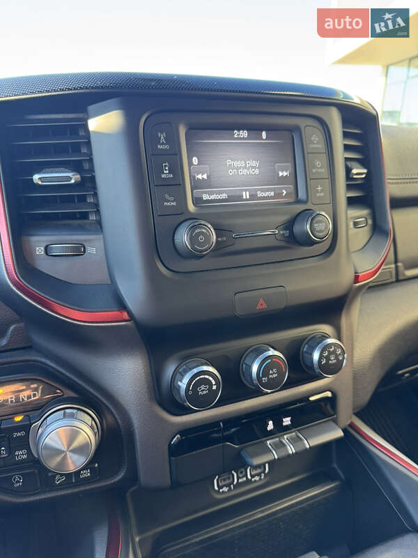 Пікап Dodge RAM 1500 2019 в Ужгороді