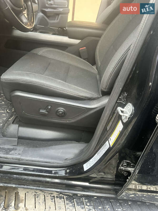 Пикап Dodge RAM 1500 2018 в Тячеве