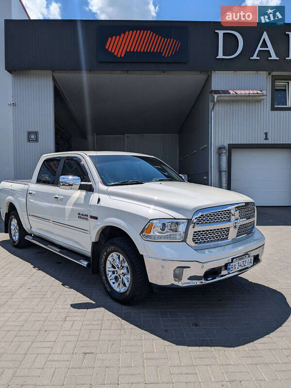 Пикап Dodge RAM 1500 2016 в Каменец-Подольском