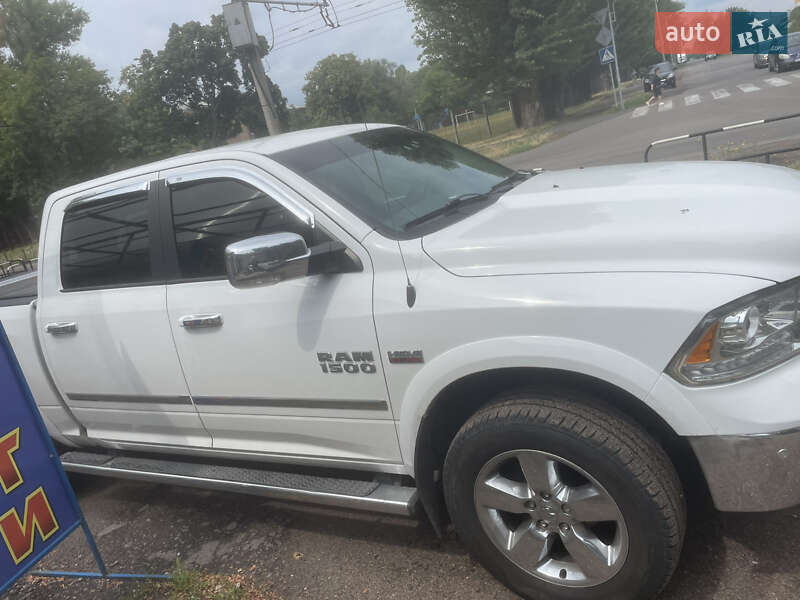 Пикап Dodge RAM 1500 2015 в Черкассах