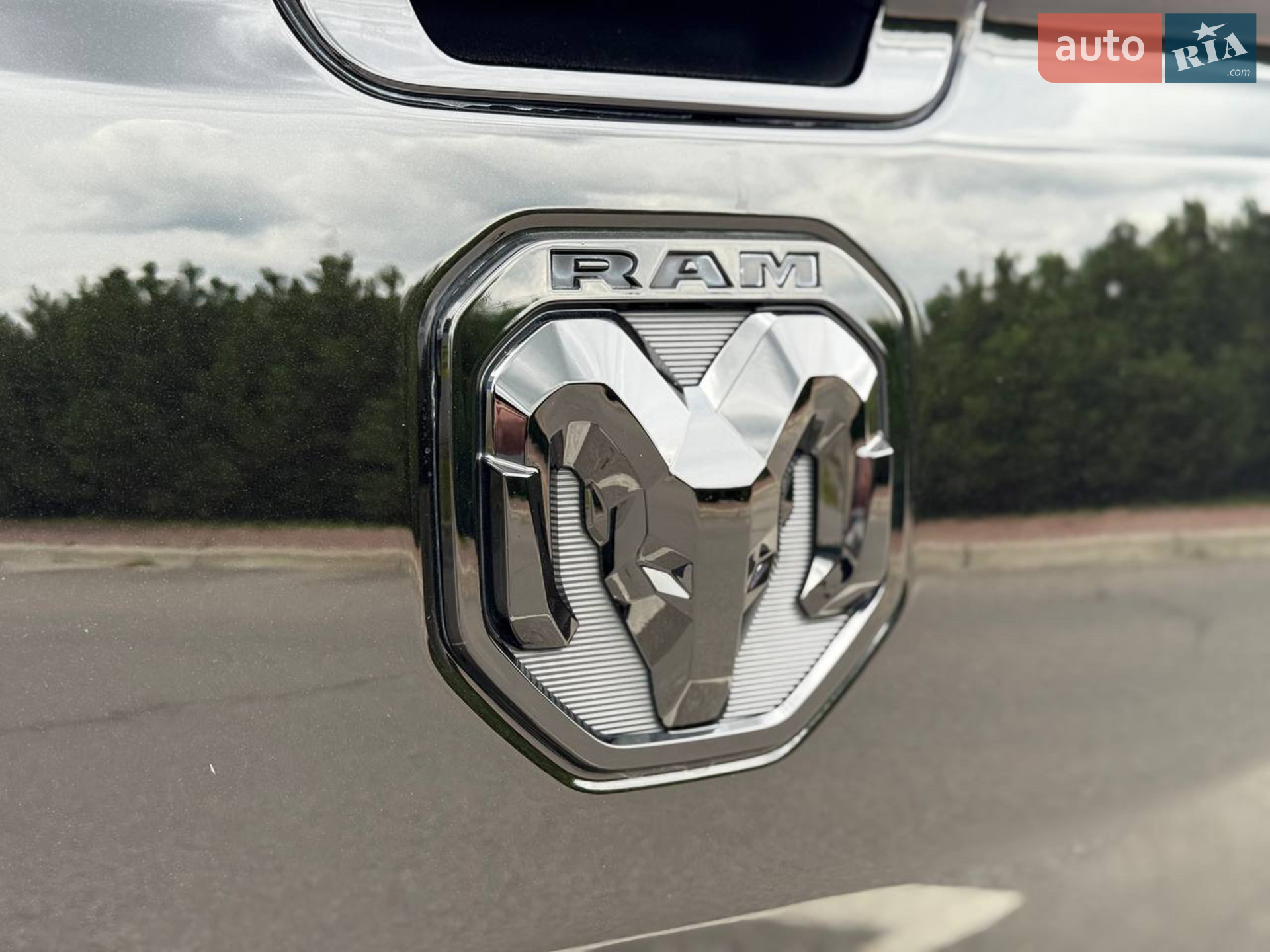 2019 Dodge RAM - мініатюра 2