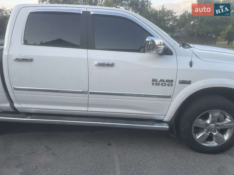Пикап Dodge RAM 1500 2015 в Черкассах