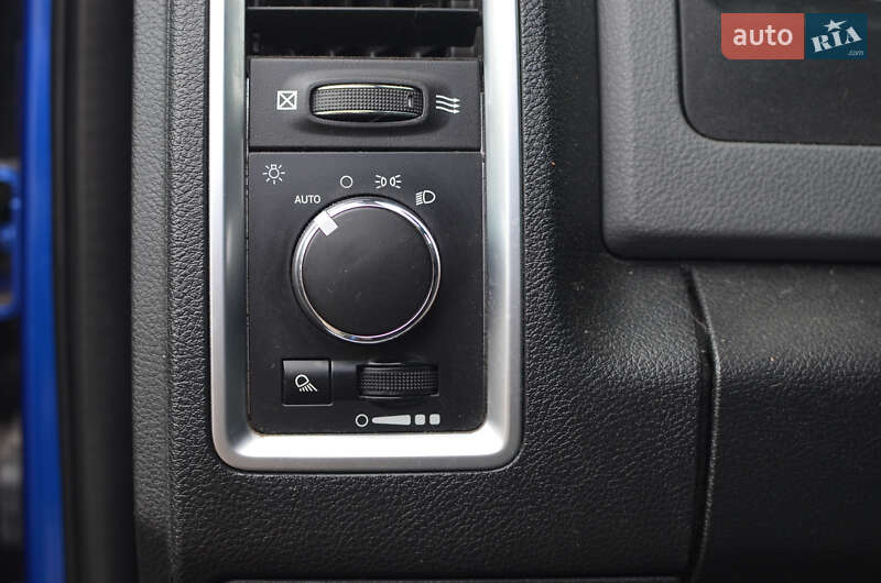 Пікап Dodge RAM 1500 2016 в Львові