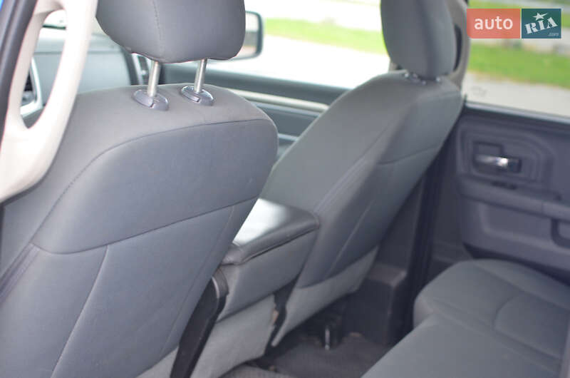 Пікап Dodge RAM 1500 2016 в Львові