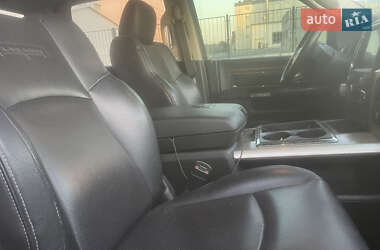 Пикап Dodge RAM 1500 2015 в 