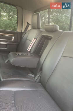 Пикап Dodge RAM 1500 2015 в 
