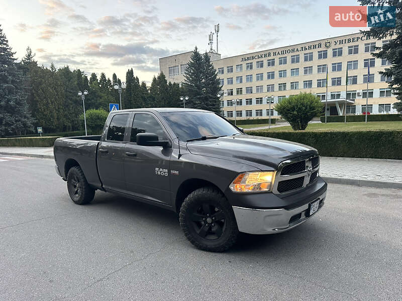 Dodge RAM 1500 2015