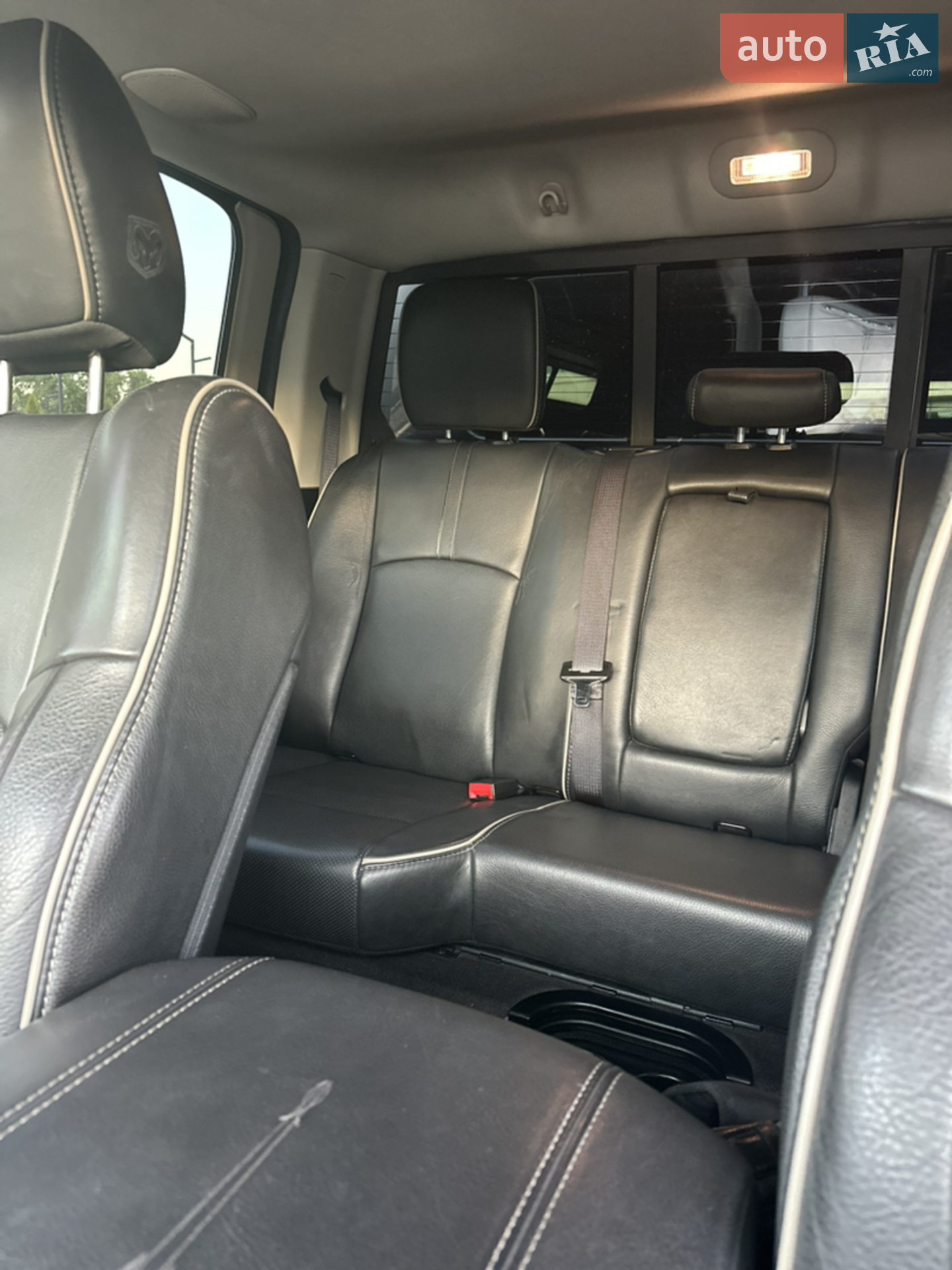 2015 Dodge RAM - мініатюра 11
