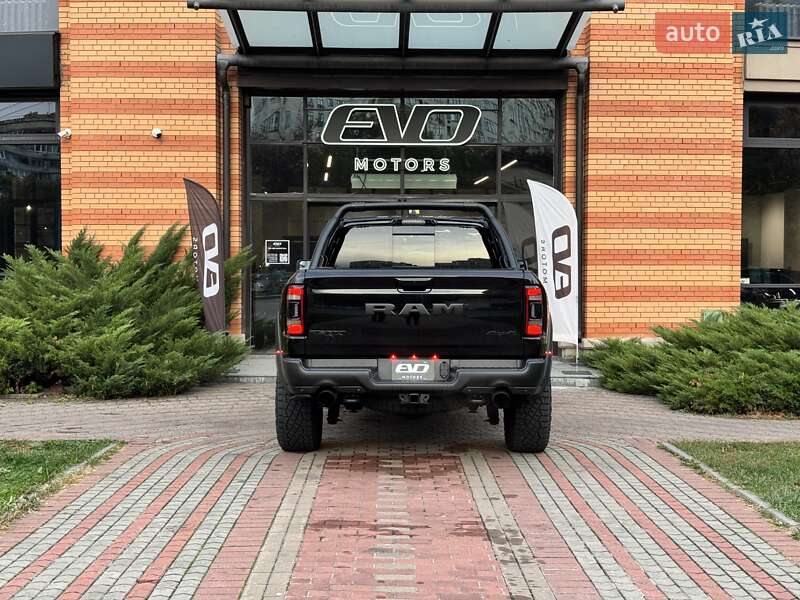 Пикап Dodge RAM 1500 2021 в Киеве