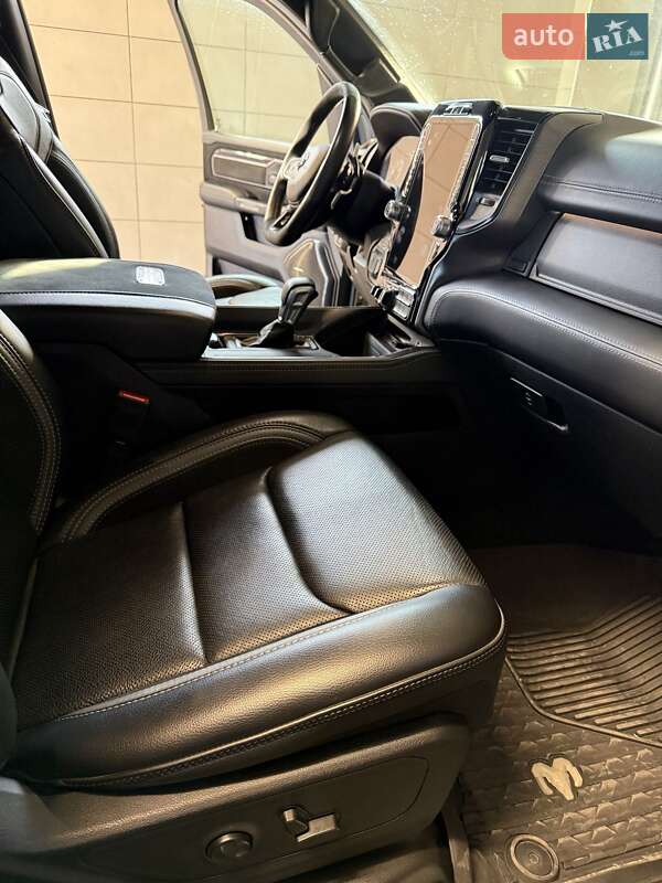Пикап Dodge RAM 1500 2021 в Хмельницком