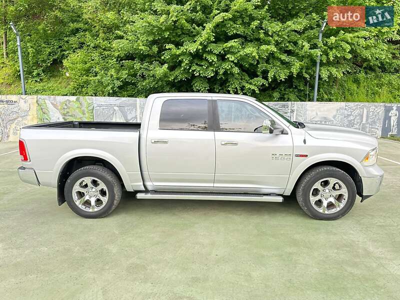Пикап Dodge RAM 1500 2016 в 