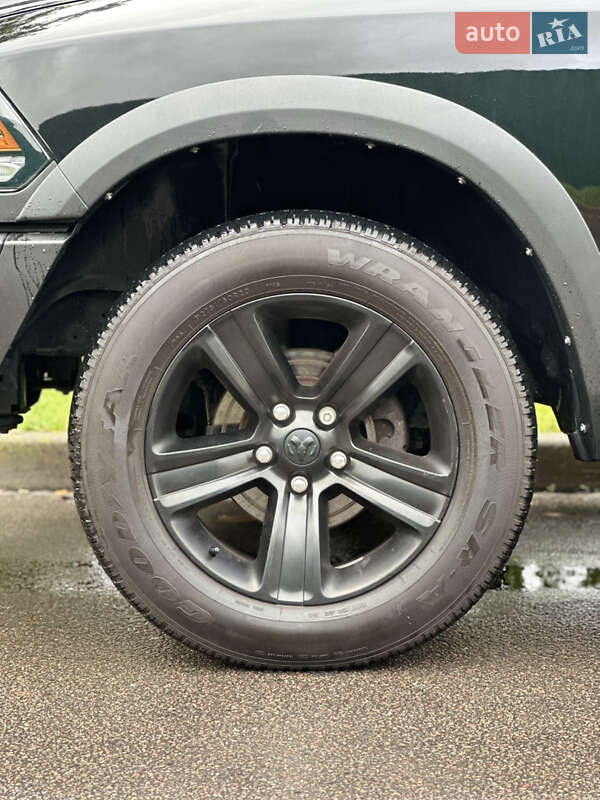 Пикап Dodge RAM 1500 2021 в Киеве