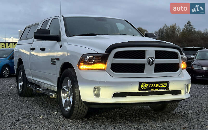 Dodge RAM 1500 2015