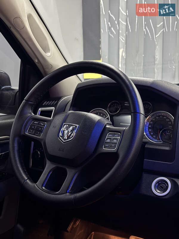 Пикап Dodge RAM 1500 2015 в Кропивницком фото 10 Пикап Dodge RAM 1500 2015 в Кропивницком
