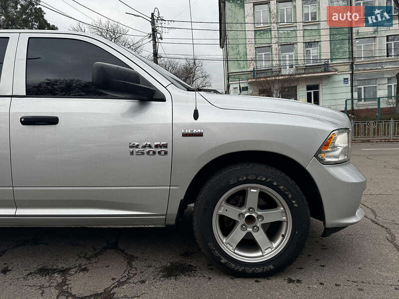 Пикап Dodge RAM 1500 2016 в Киеве фото 9 Пикап Dodge RAM 1500 2016 в Киеве