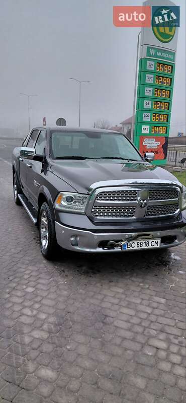 Dodge RAM 1500 2016