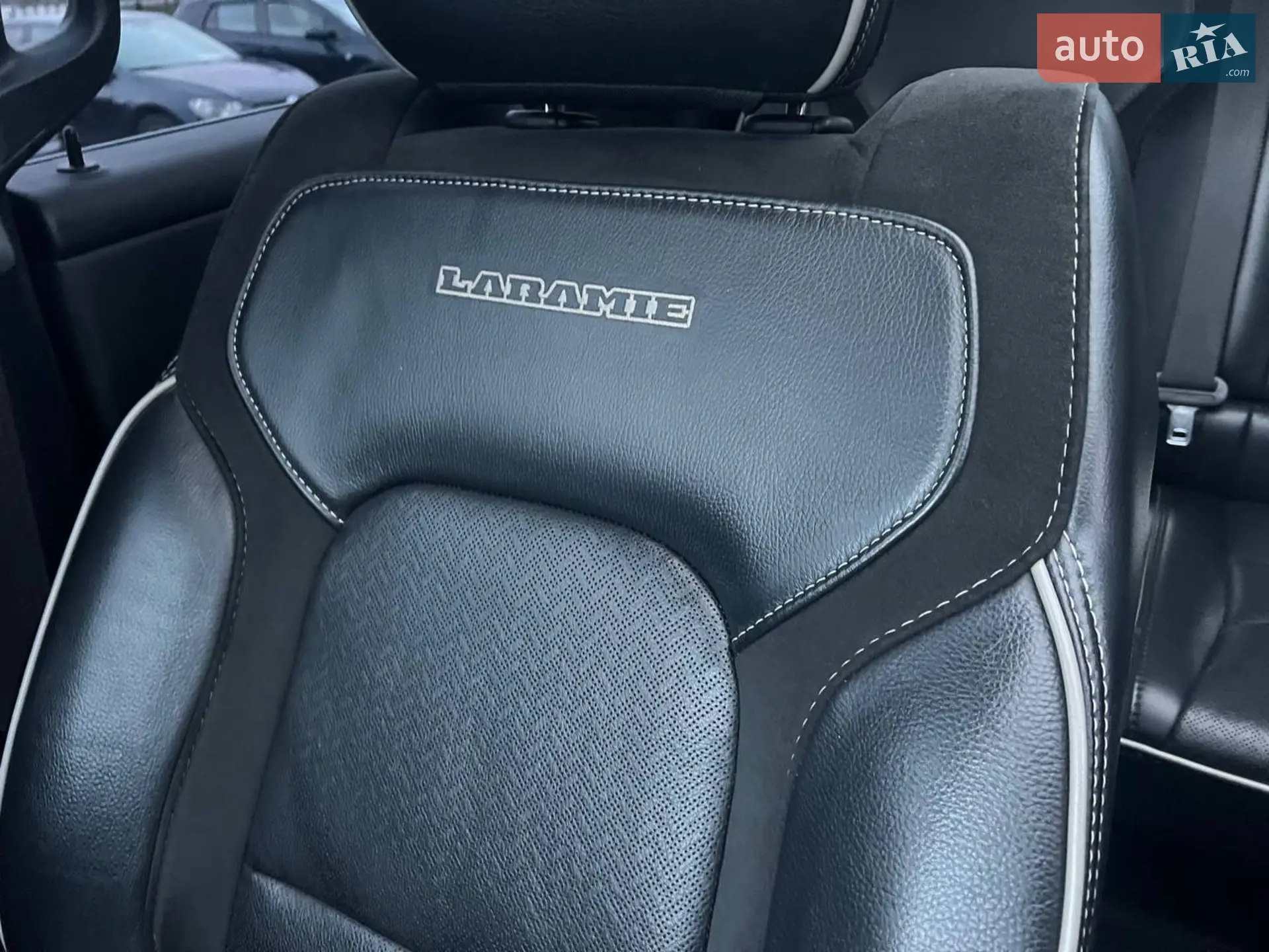 2020 Dodge RAM - мініатюра 8