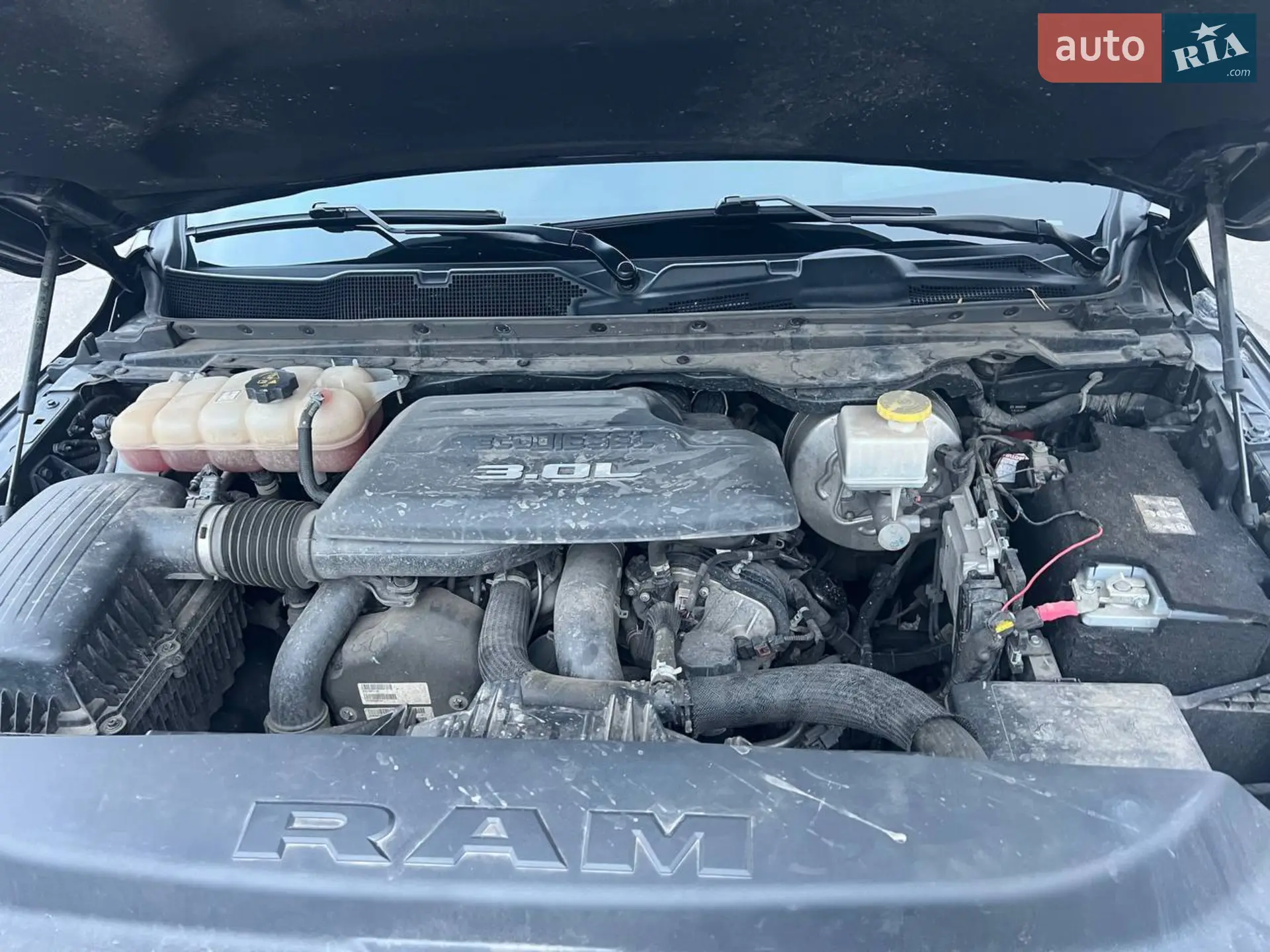 2020 Dodge RAM - мініатюра 14