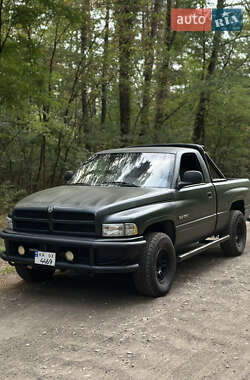 Пикап Dodge RAM 1500 2000 в Киеве