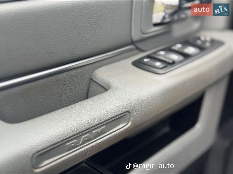 Пикап Dodge RAM 1500 2016 в Межгорье