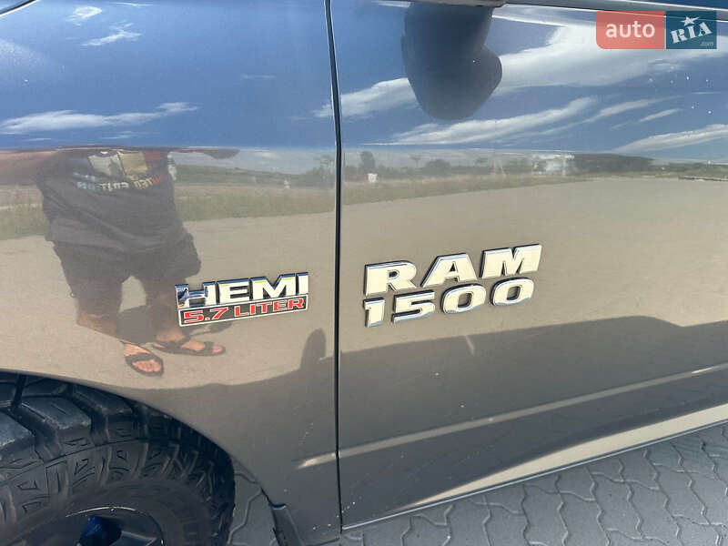 Пикап Dodge RAM 1500 2015 в Львове
