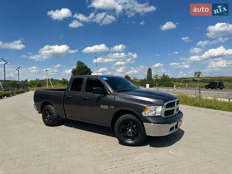 Пикап Dodge RAM 1500 2015 в Львове