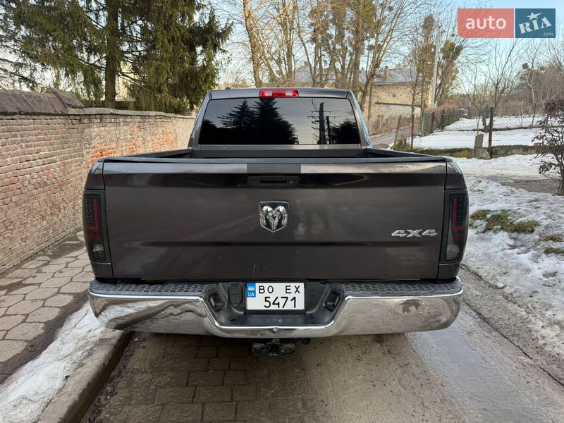 Пикап Dodge RAM 1500 2015 в Львове