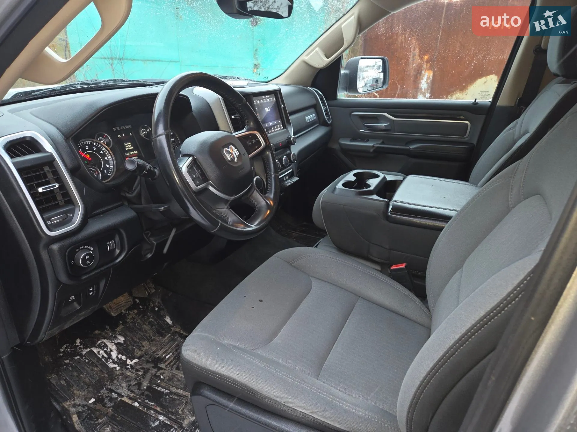 2020 Dodge RAM - мініатюра 12
