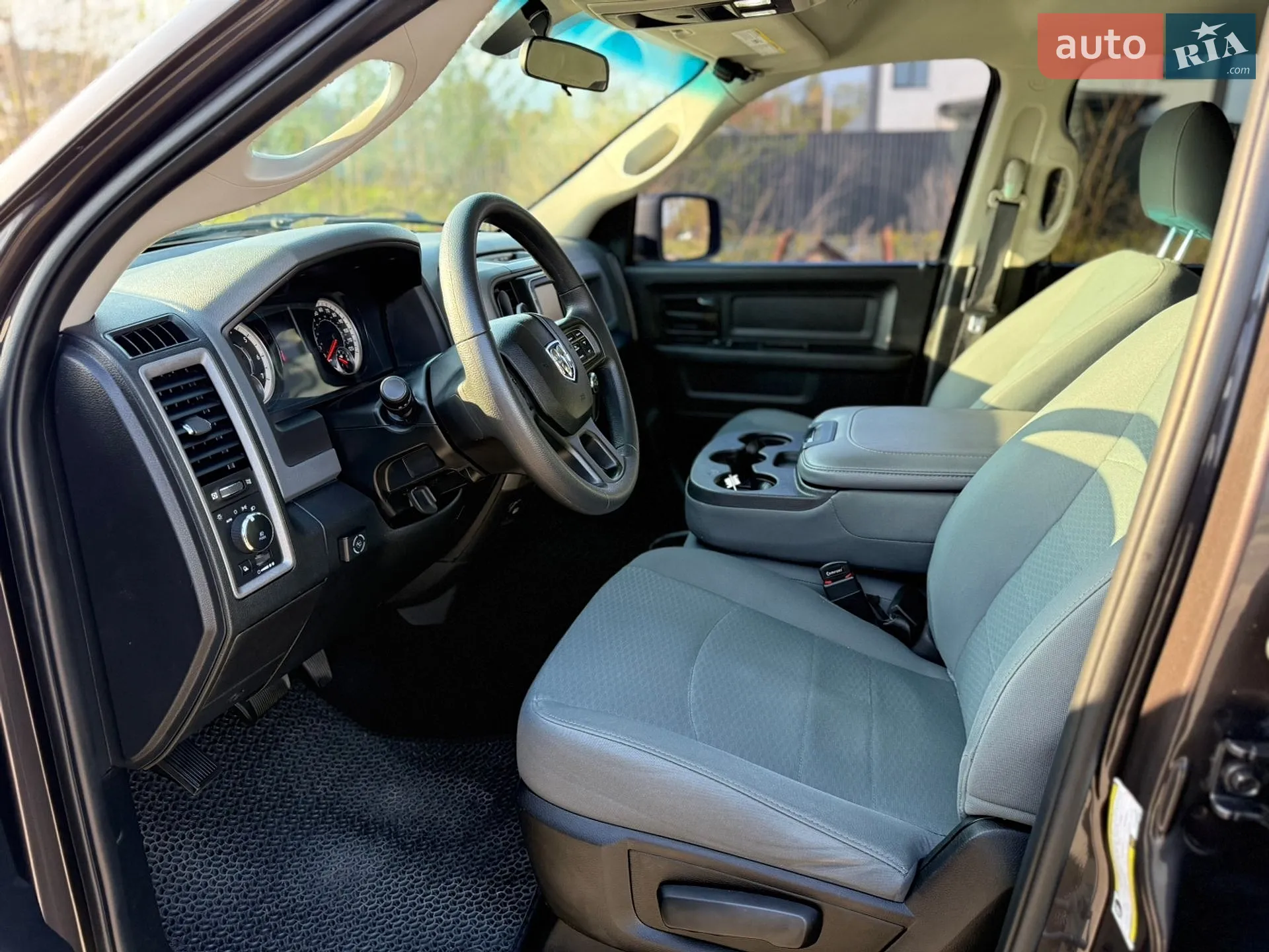 2017 Dodge RAM - мініатюра 24