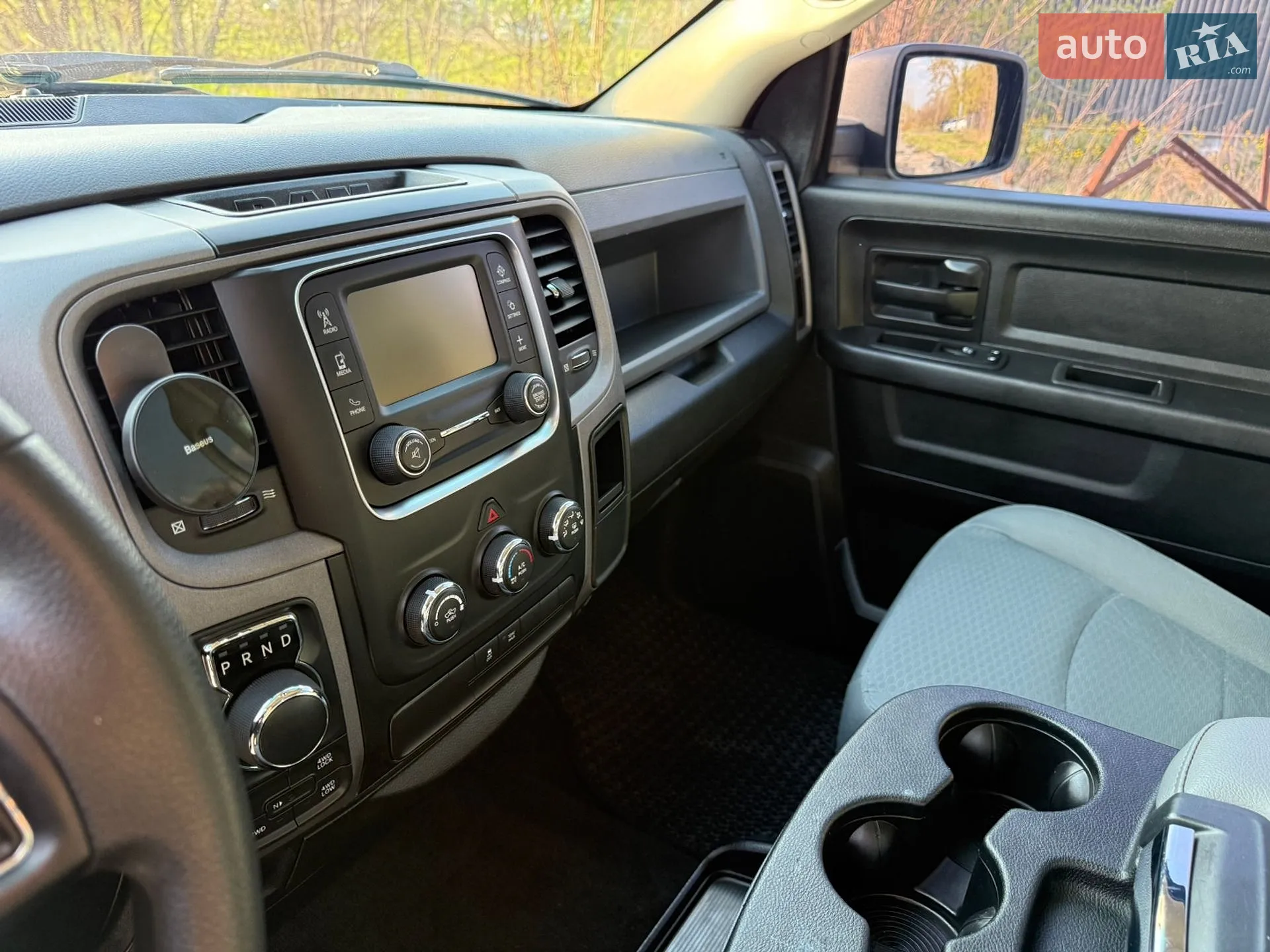 2017 Dodge RAM - мініатюра 27