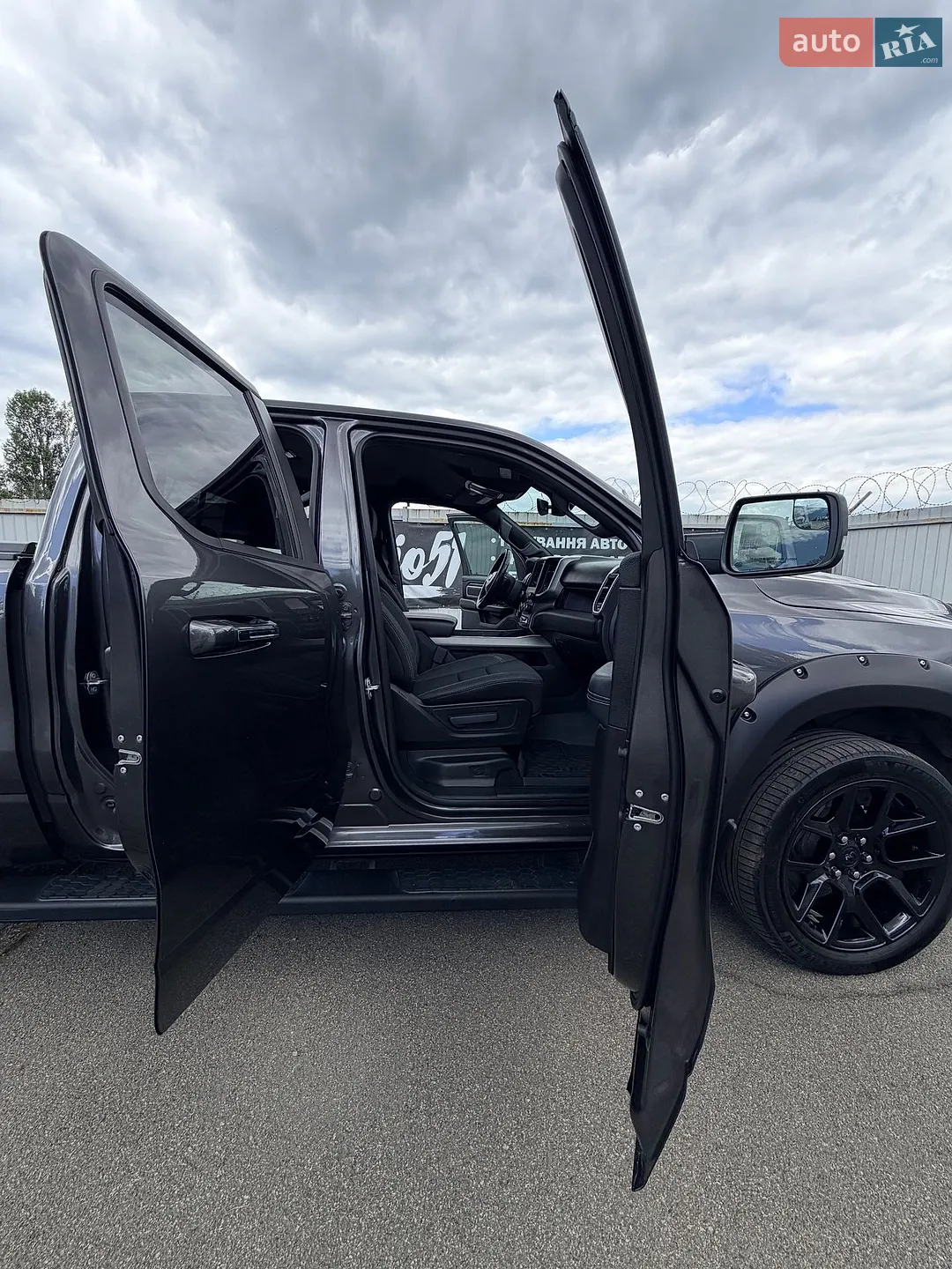 2020 Dodge RAM - мініатюра 53