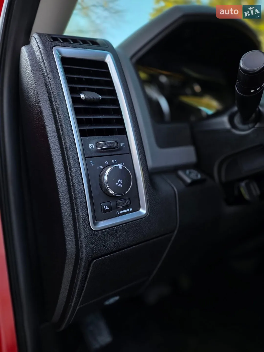 2014 Dodge RAM - мініатюра 24